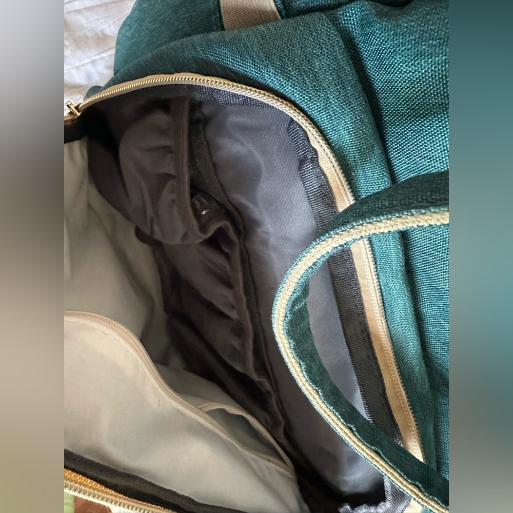 Mommy Bed Backpack with USB Charging and stroller straps - Picture 3 of 11